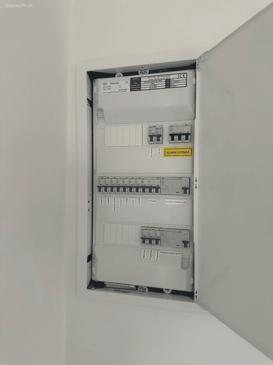 Prodej bytu 3+kk 68 m², Letecká, Libčice nad Vltavou, Středočeský kraj Prodej bytu 3+kk 68 m², Letecká, Libčice nad Vltavou, Středočeský kraj