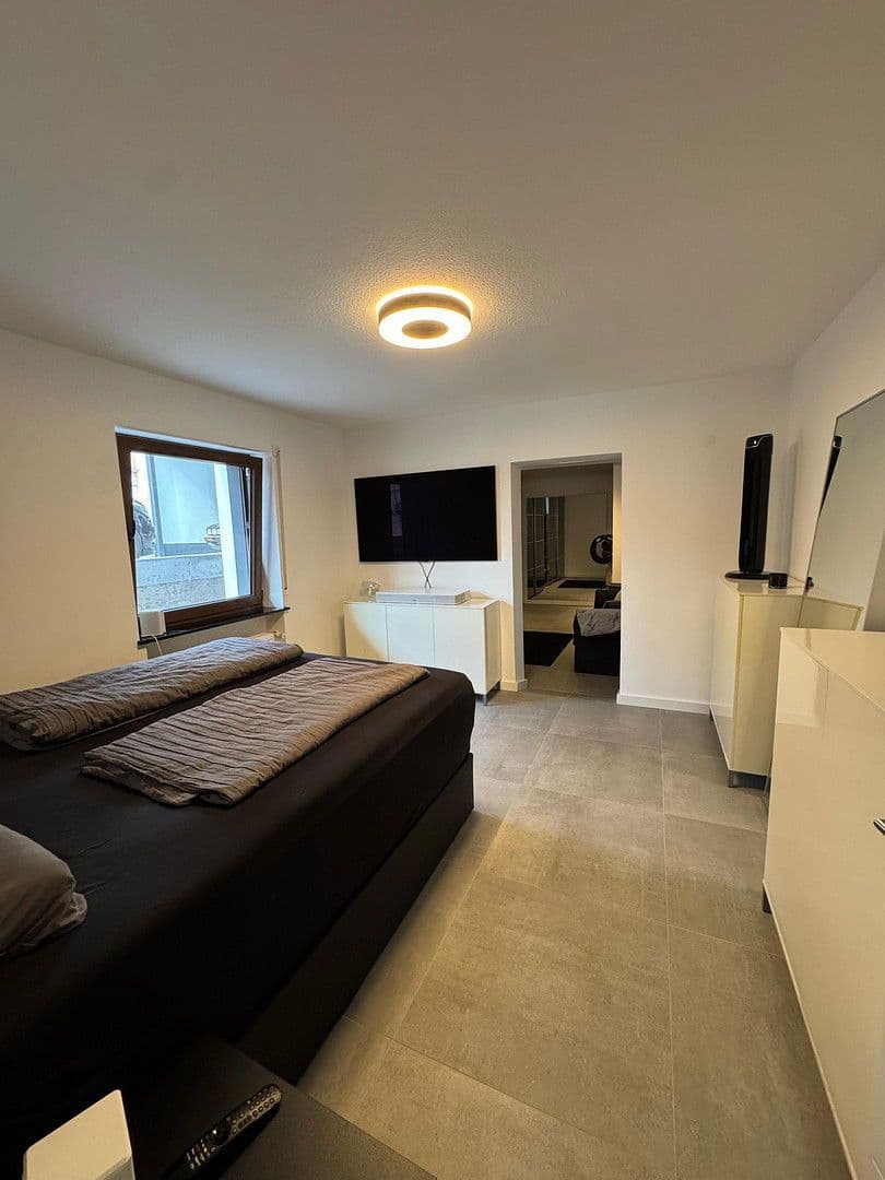 Prodej domu 330 m², pozemek 1.000 m², München, Bavorsko Prodej domu 330 m², pozemek 1.000 m², München, Bavorsko