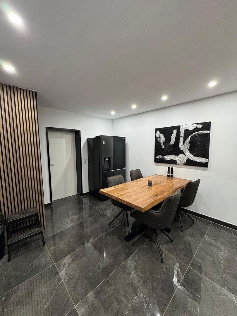 Prodej domu 330 m², pozemek 1.000 m², München, Bavorsko Prodej domu 330 m², pozemek 1.000 m², München, Bavorsko