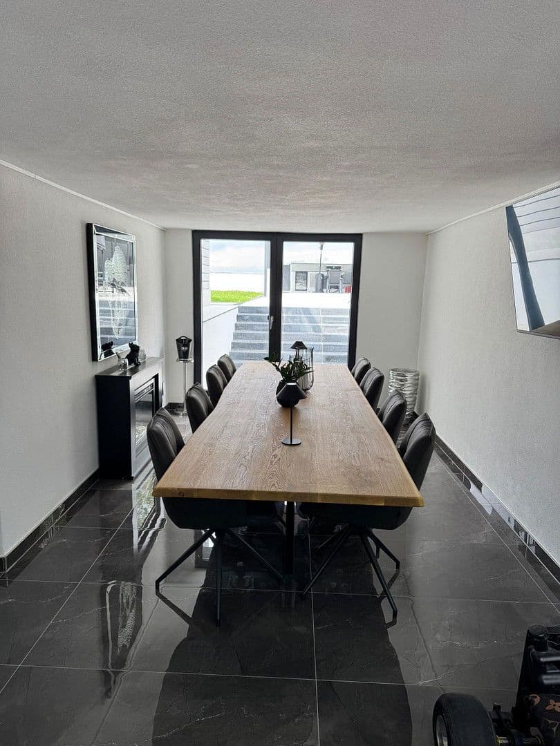 Prodej domu 330 m², pozemek 1.000 m², München, Bavorsko Prodej domu 330 m², pozemek 1.000 m², München, Bavorsko