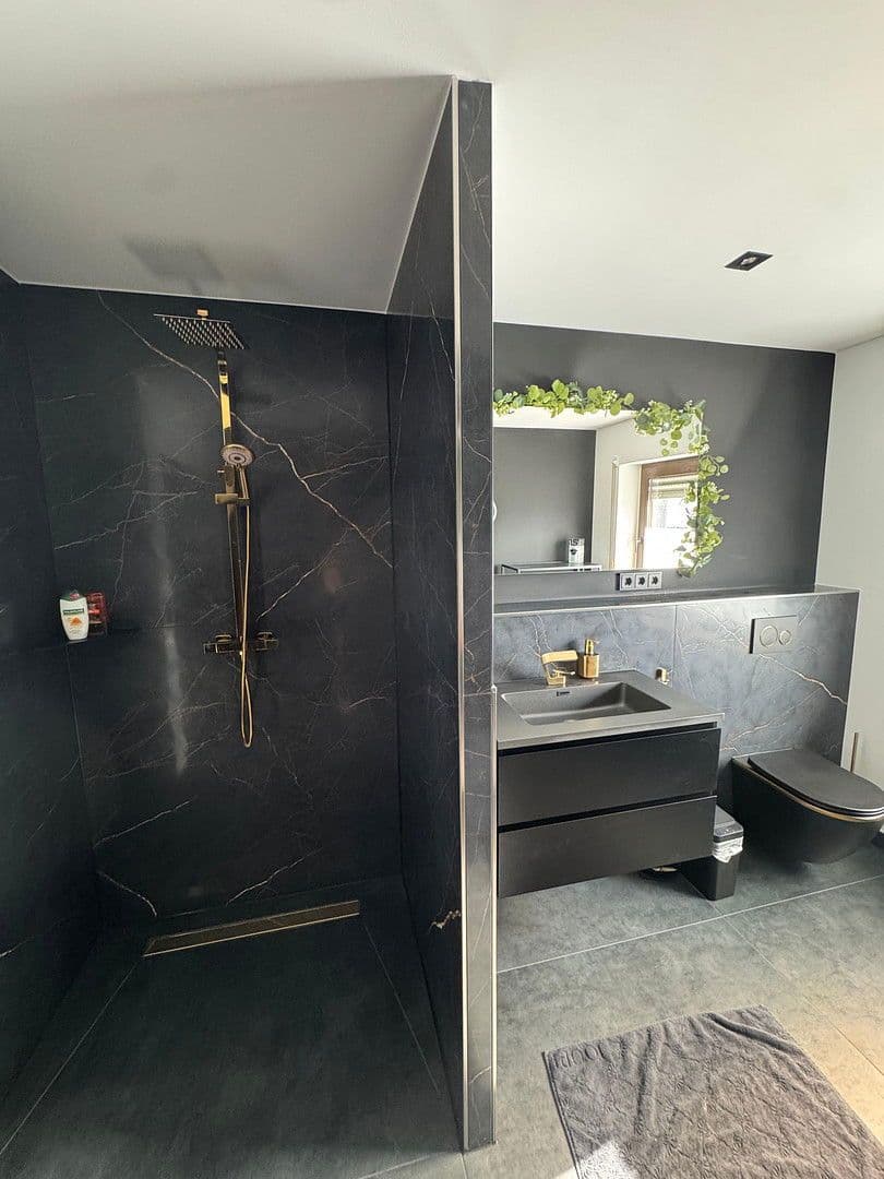 Prodej domu 330 m², pozemek 1.000 m², München, Bavorsko Prodej domu 330 m², pozemek 1.000 m², München, Bavorsko