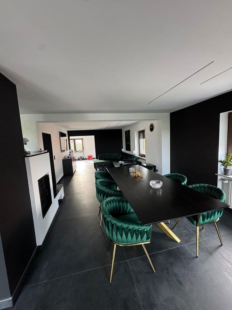 Prodej domu 330 m², pozemek 1.000 m², München, Bavorsko Prodej domu 330 m², pozemek 1.000 m², München, Bavorsko