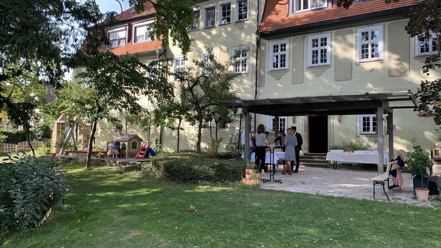 Pronájem bytu 5+1 165 m², Korntal-Münchingen, Bádensko-Württembersko Pronájem bytu 5+1 165 m², Korntal-Münchingen, Bádensko-Württembersko