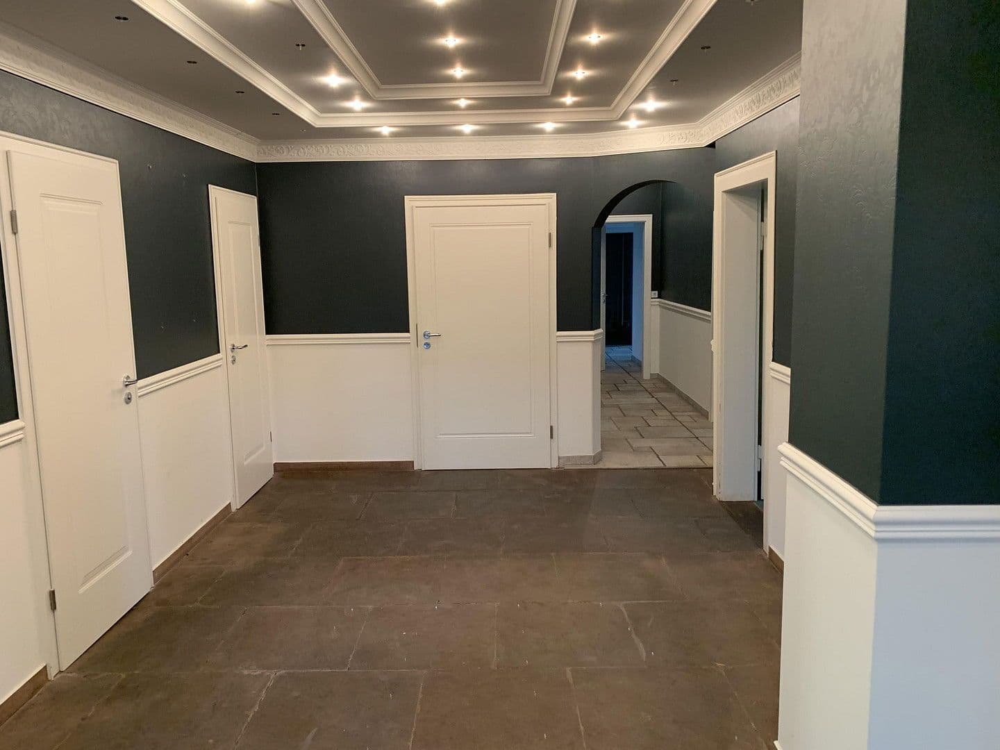 Pronájem bytu 5+1 165 m², Korntal-Münchingen, Bádensko-Württembersko Pronájem bytu 5+1 165 m², Korntal-Münchingen, Bádensko-Württembersko