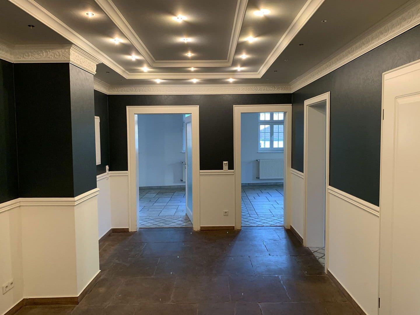 Pronájem bytu 5+1 165 m², Korntal-Münchingen, Bádensko-Württembersko Pronájem bytu 5+1 165 m², Korntal-Münchingen, Bádensko-Württembersko