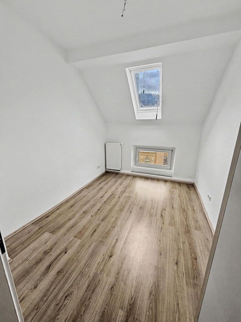 Pronájem bytu 3+1 73 m², Wuppertal, Severní Porýní-Vestfálsko Pronájem bytu 3+1 73 m², Wuppertal, Severní Porýní-Vestfálsko