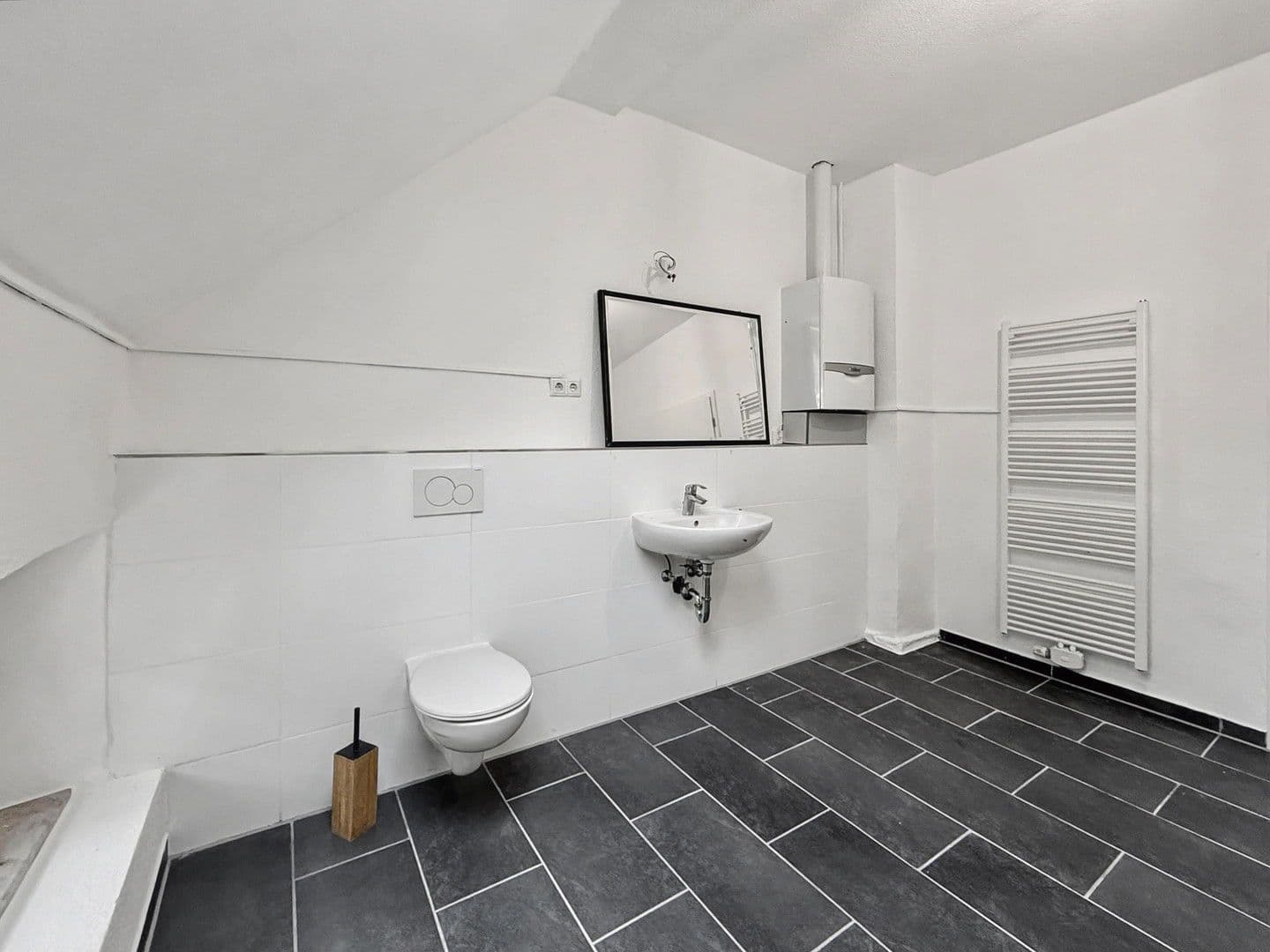 Pronájem bytu 3+1 73 m², Wuppertal, Severní Porýní-Vestfálsko Pronájem bytu 3+1 73 m², Wuppertal, Severní Porýní-Vestfálsko