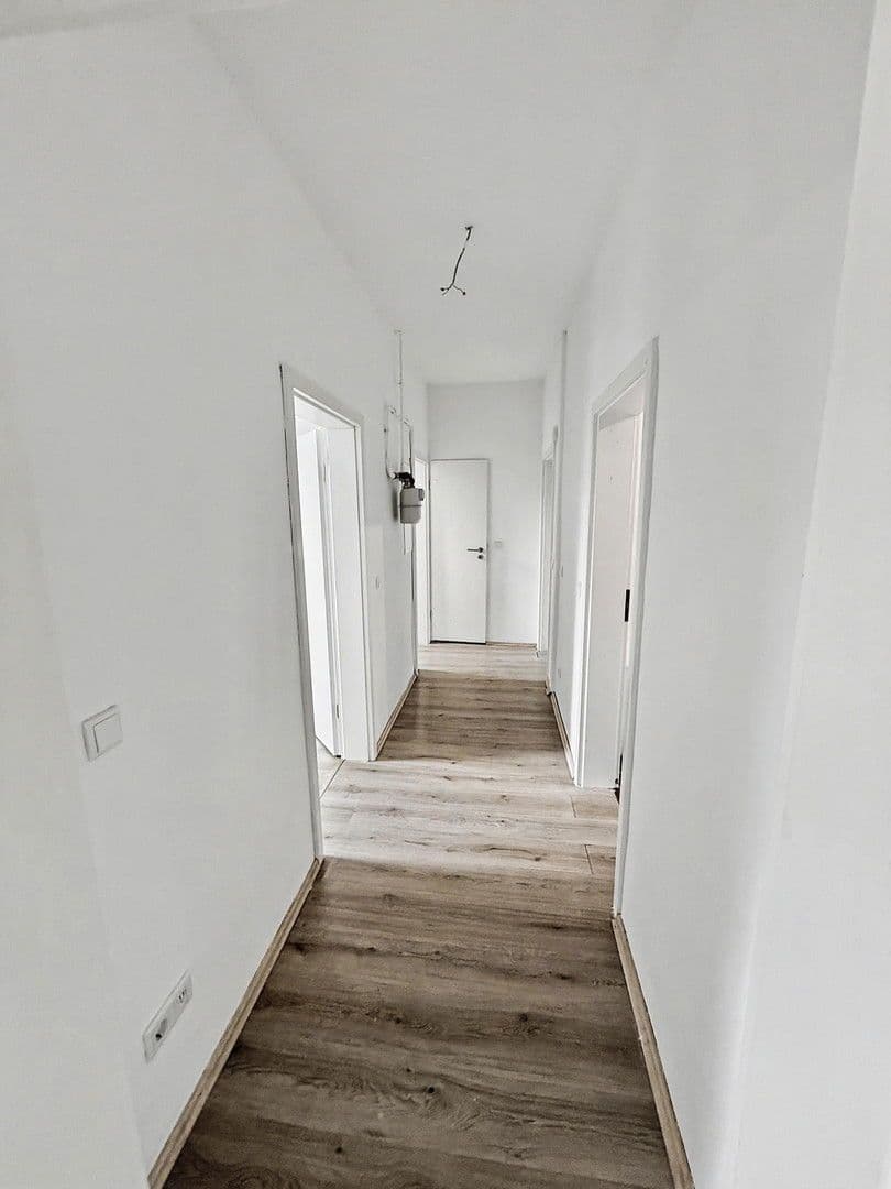 Pronájem bytu 3+1 73 m², Wuppertal, Severní Porýní-Vestfálsko Pronájem bytu 3+1 73 m², Wuppertal, Severní Porýní-Vestfálsko