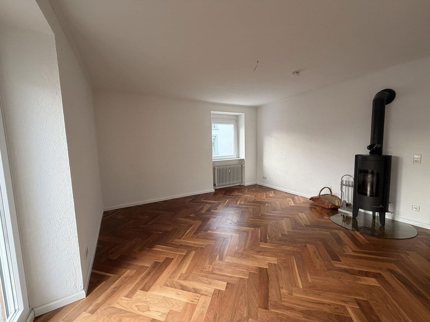 Prodej bytu 3+1 81 m², Wirkergasse 12, Lörrach, Bádensko-Württembersko Prodej bytu 3+1 81 m², Wirkergasse 12, Lörrach, Bádensko-Württembersko