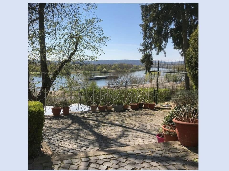 Prodej domu 260 m², pozemek 3.800 m², Regensburg, Bavorsko Prodej domu 260 m², pozemek 3.800 m², Regensburg, Bavorsko