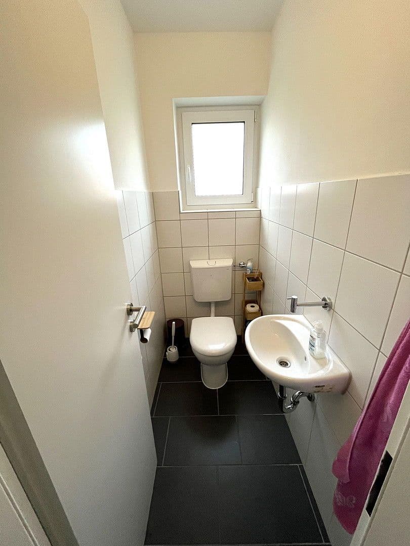 Pronájem bytu 4+1 80 m², Bahnhofstraße 42, Elchingen, Bavorsko Pronájem bytu 4+1 80 m², Bahnhofstraße 42, Elchingen, Bavorsko