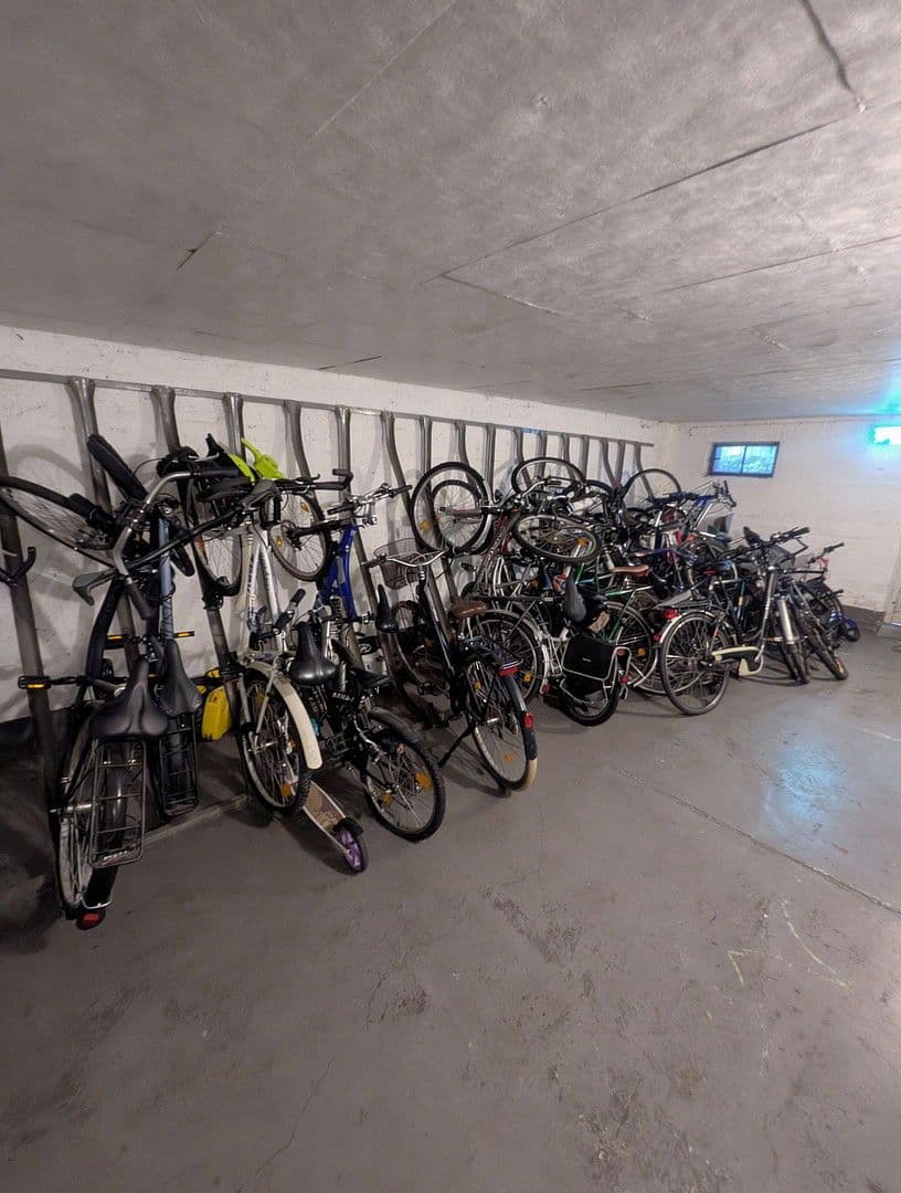 Prodej bytu 4+1 86 m², Am Gehlenberg 1, Saarbrücken, Země Sársko Prodej bytu 4+1 86 m², Am Gehlenberg 1, Saarbrücken, Země Sársko