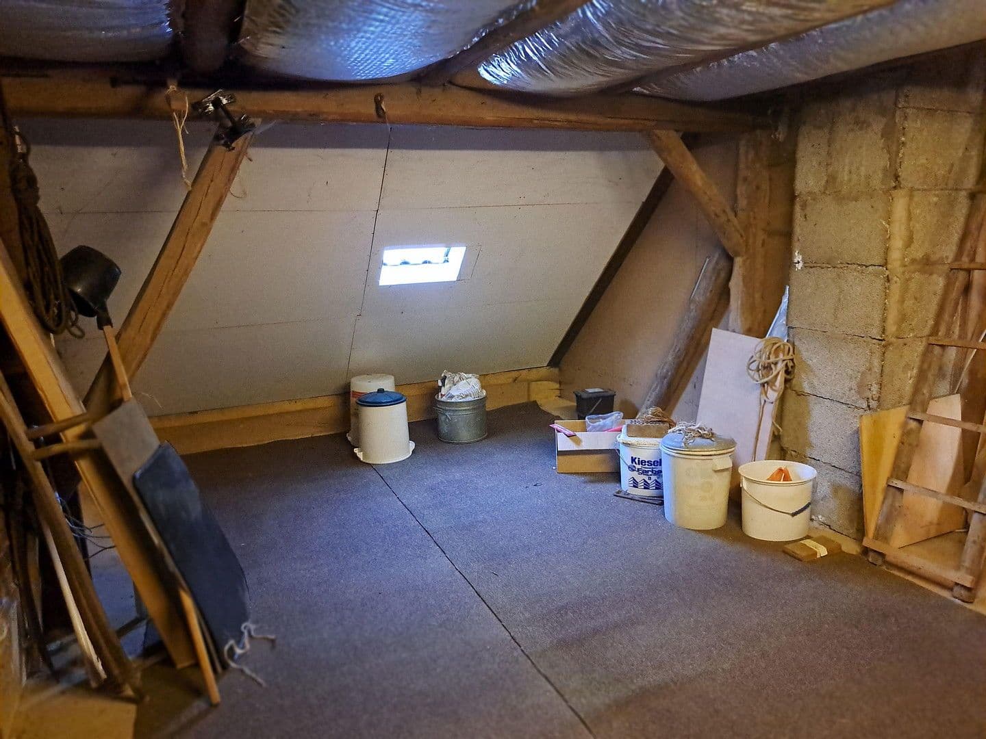 Prodej domu 129 m², pozemek 372 m², Helsa, Hessen Prodej domu 129 m², pozemek 372 m², Helsa, Hessen