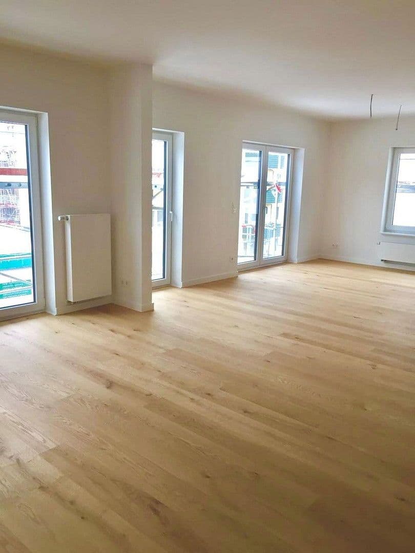 Pronájem bytu 3+1 100 m², Am Jungfernplan 11, Hannover, Dolní Sasko Pronájem bytu 3+1 100 m², Am Jungfernplan 11, Hannover, Dolní Sasko