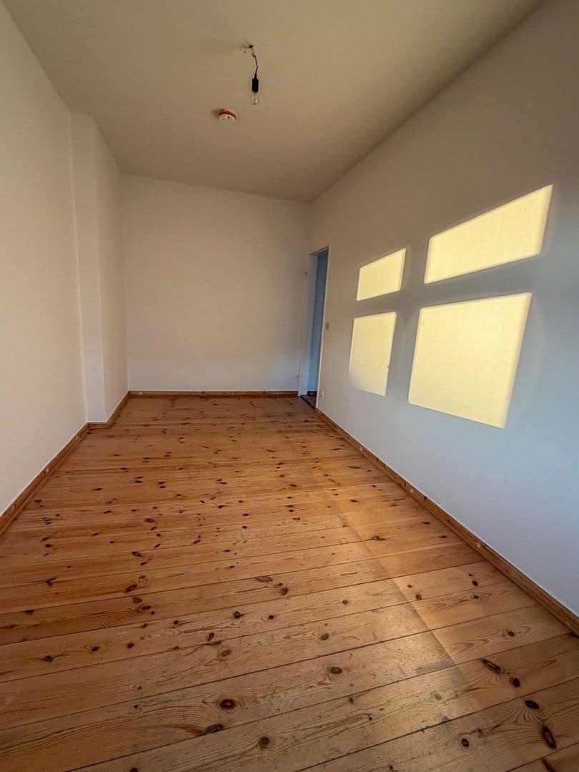 Prodej bytu 3+1 92 m², Berlin, Berlín Prodej bytu 3+1 92 m², Berlin, Berlín