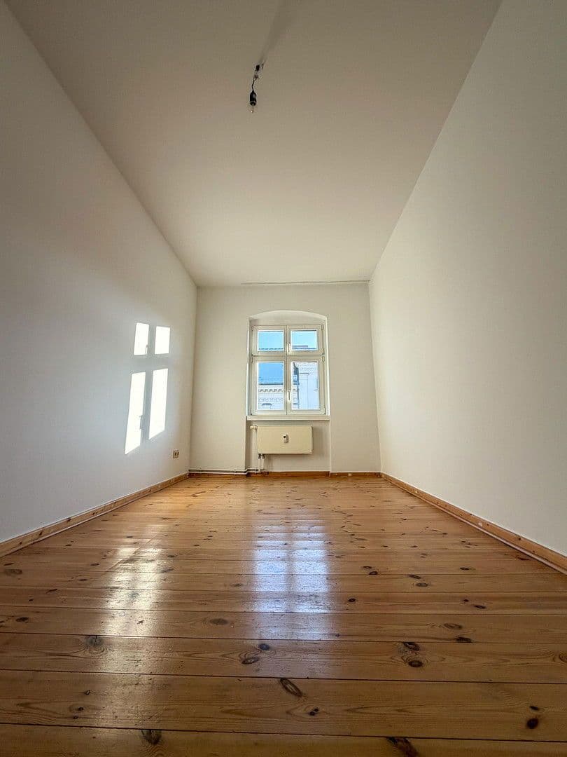 Prodej bytu 3+1 92 m², Berlin, Berlín Prodej bytu 3+1 92 m², Berlin, Berlín