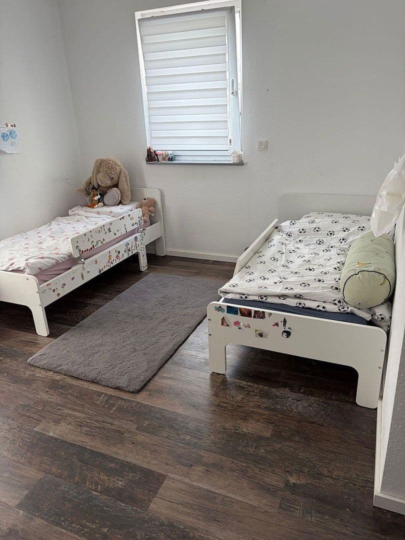 Pronájem bytu 3+1 94 m², Bonner Str. 103, Erftstadt, Severní Porýní-Vestfálsko Pronájem bytu 3+1 94 m², Bonner Str. 103, Erftstadt, Severní Porýní-Vestfálsko