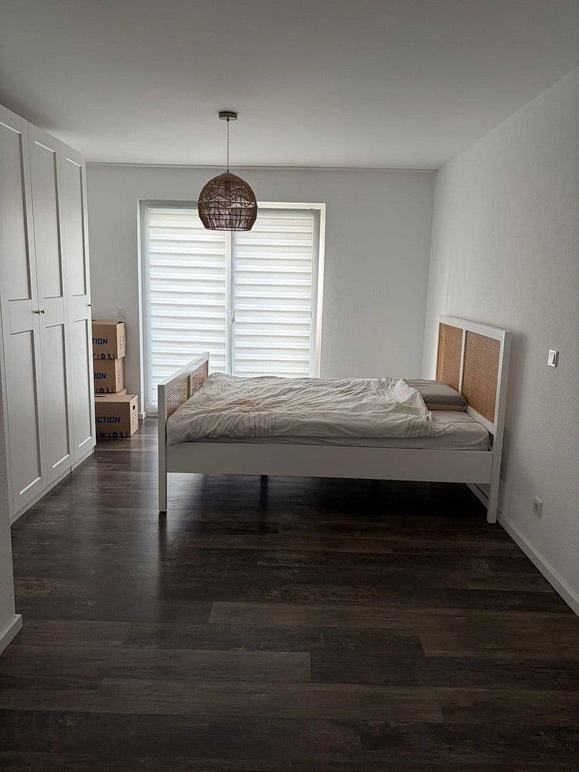 Pronájem bytu 3+1 94 m², Bonner Str. 103, Erftstadt, Severní Porýní-Vestfálsko Pronájem bytu 3+1 94 m², Bonner Str. 103, Erftstadt, Severní Porýní-Vestfálsko