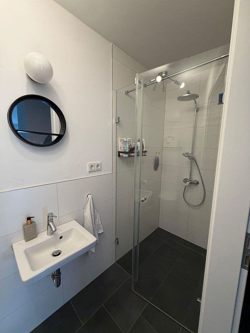 Pronájem bytu 3+1 94 m², Bonner Str. 103, Erftstadt, Severní Porýní-Vestfálsko Pronájem bytu 3+1 94 m², Bonner Str. 103, Erftstadt, Severní Porýní-Vestfálsko