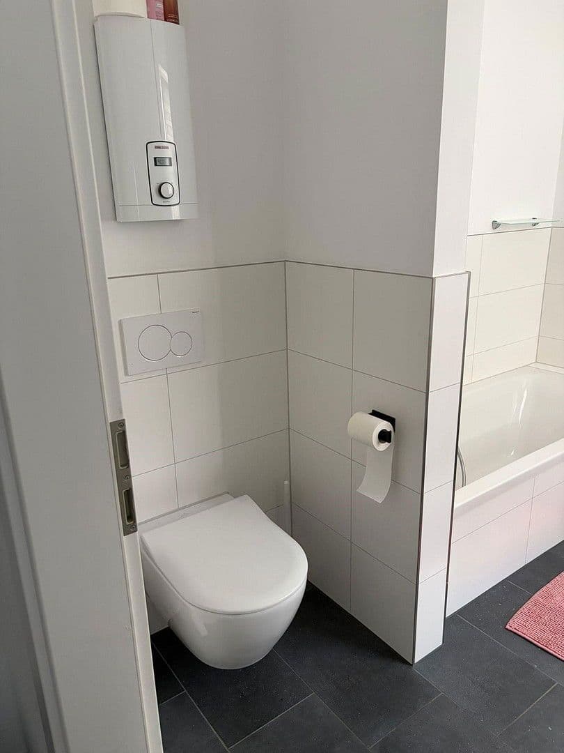 Pronájem bytu 3+1 94 m², Bonner Str. 103, Erftstadt, Severní Porýní-Vestfálsko Pronájem bytu 3+1 94 m², Bonner Str. 103, Erftstadt, Severní Porýní-Vestfálsko