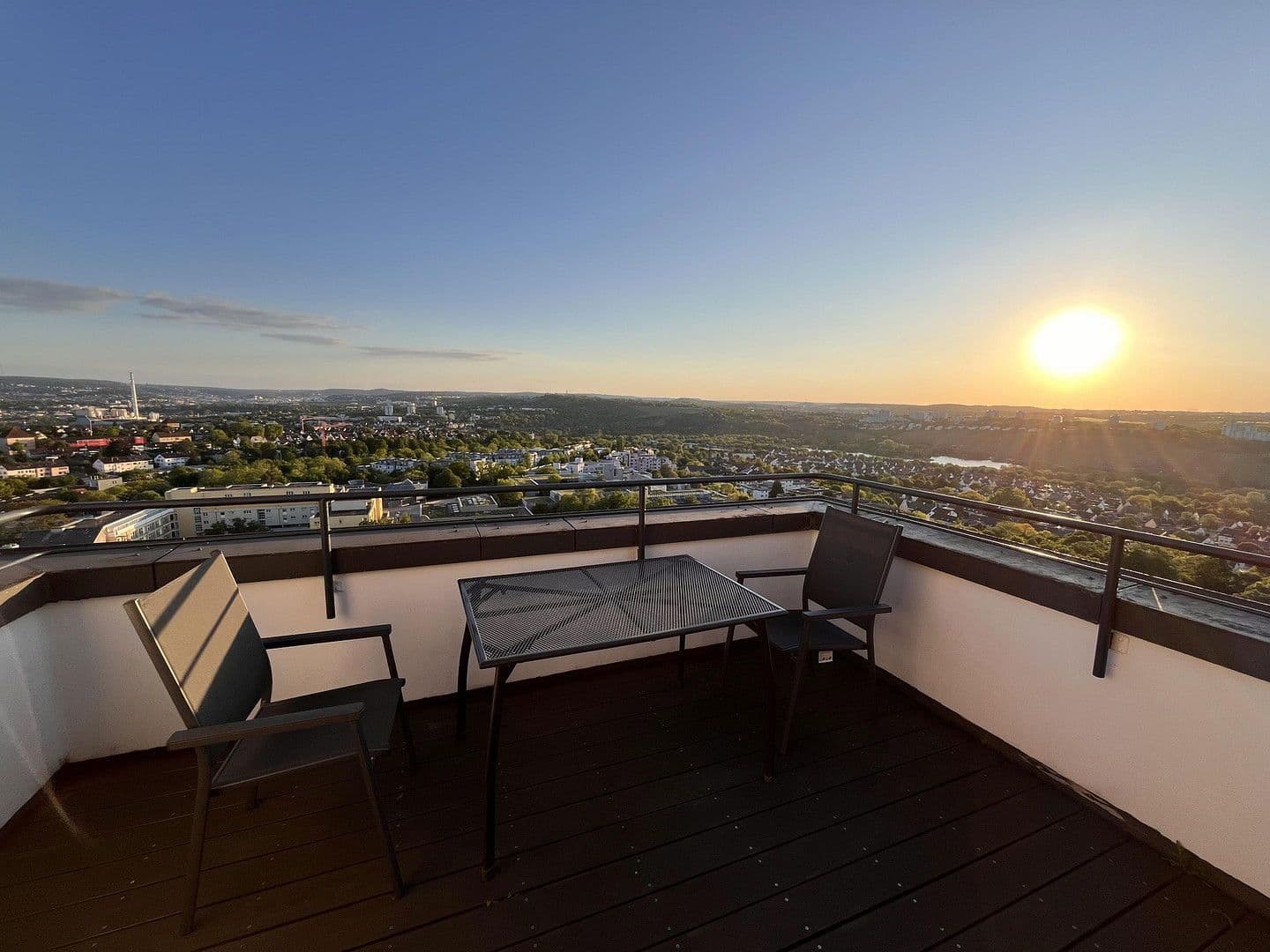 Prodej bytu 6+1 132 m², Stuttgart, Bádensko-Württembersko Prodej bytu 6+1 132 m², Stuttgart, Bádensko-Württembersko