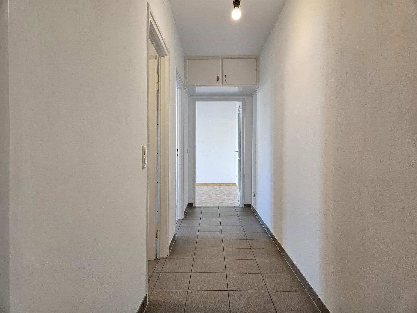 Pronájem bytu 3+1 69 m², Paul-Heyse-Straße 19, München, Bavorsko Pronájem bytu 3+1 69 m², Paul-Heyse-Straße 19, München, Bavorsko