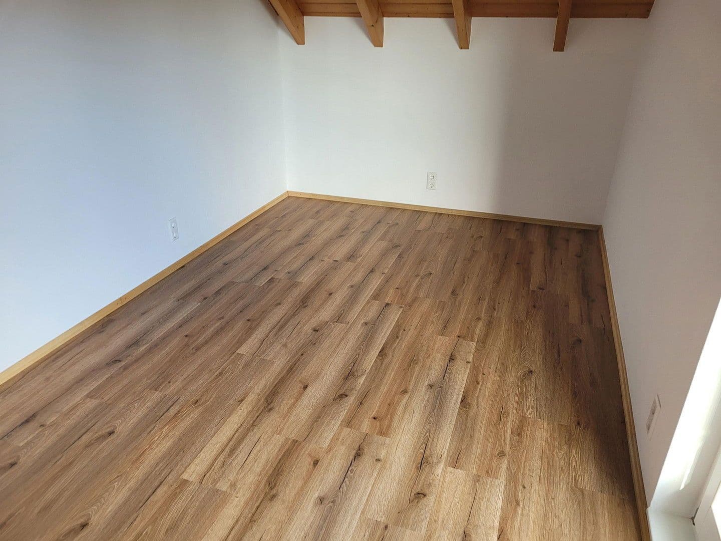 Pronájem bytu 4+kk 130 m², Laufenburg (Baden), Bádensko-Württembersko Pronájem bytu 4+kk 130 m², Laufenburg (Baden), Bádensko-Württembersko