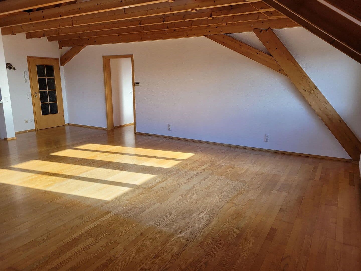 Pronájem bytu 4+kk 130 m², Laufenburg (Baden), Bádensko-Württembersko Pronájem bytu 4+kk 130 m², Laufenburg (Baden), Bádensko-Württembersko