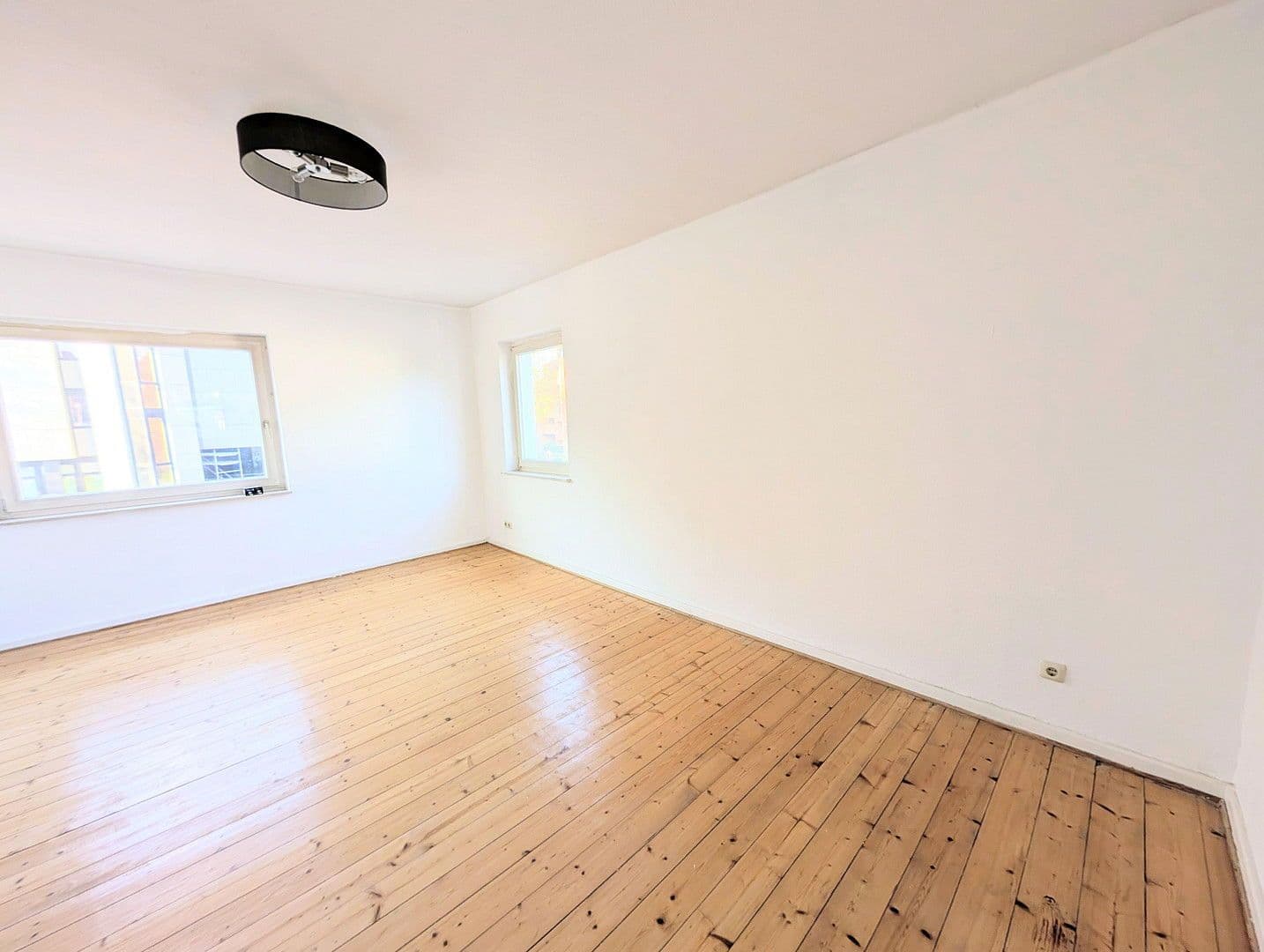 Pronájem bytu 3+1 84 m², Feuergraben 6, Hameln, Dolní Sasko Pronájem bytu 3+1 84 m², Feuergraben 6, Hameln, Dolní Sasko