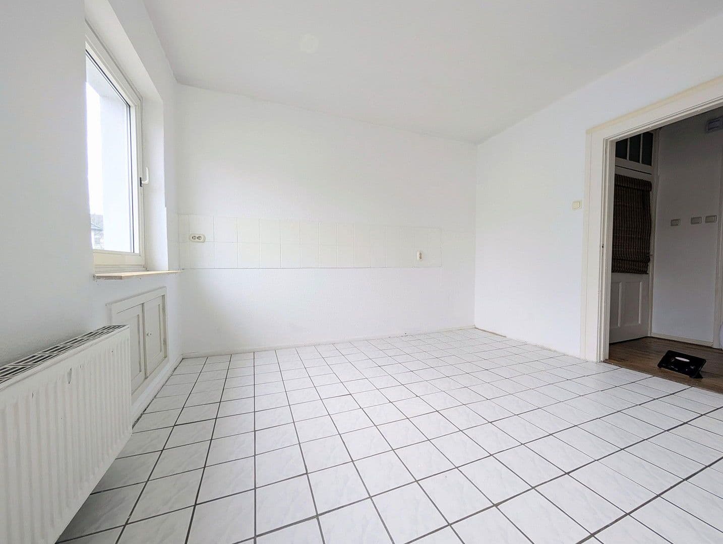 Pronájem bytu 3+1 84 m², Feuergraben 6, Hameln, Dolní Sasko Pronájem bytu 3+1 84 m², Feuergraben 6, Hameln, Dolní Sasko