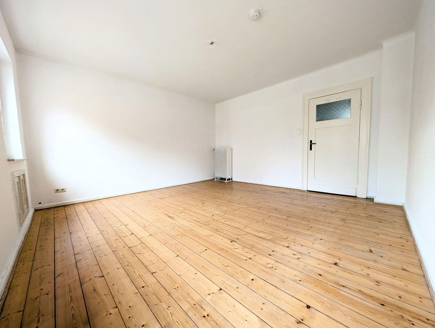 Pronájem bytu 3+1 84 m², Feuergraben 6, Hameln, Dolní Sasko Pronájem bytu 3+1 84 m², Feuergraben 6, Hameln, Dolní Sasko