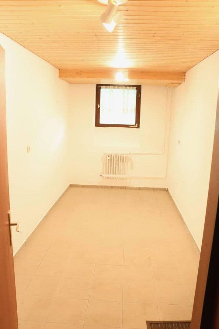 Pronájem bytu 3+1 109 m², Hochederstraße 9, München, Bavorsko Pronájem bytu 3+1 109 m², Hochederstraße 9, München, Bavorsko