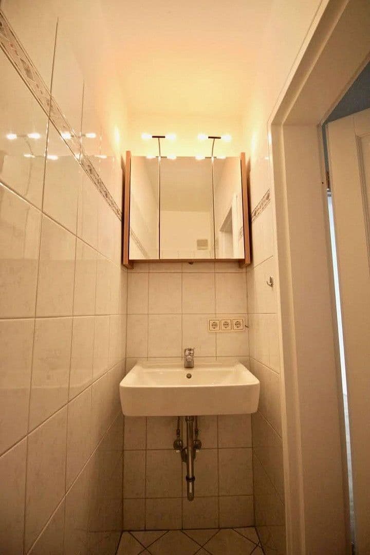 Pronájem bytu 3+1 109 m², Hochederstraße 9, München, Bavorsko Pronájem bytu 3+1 109 m², Hochederstraße 9, München, Bavorsko