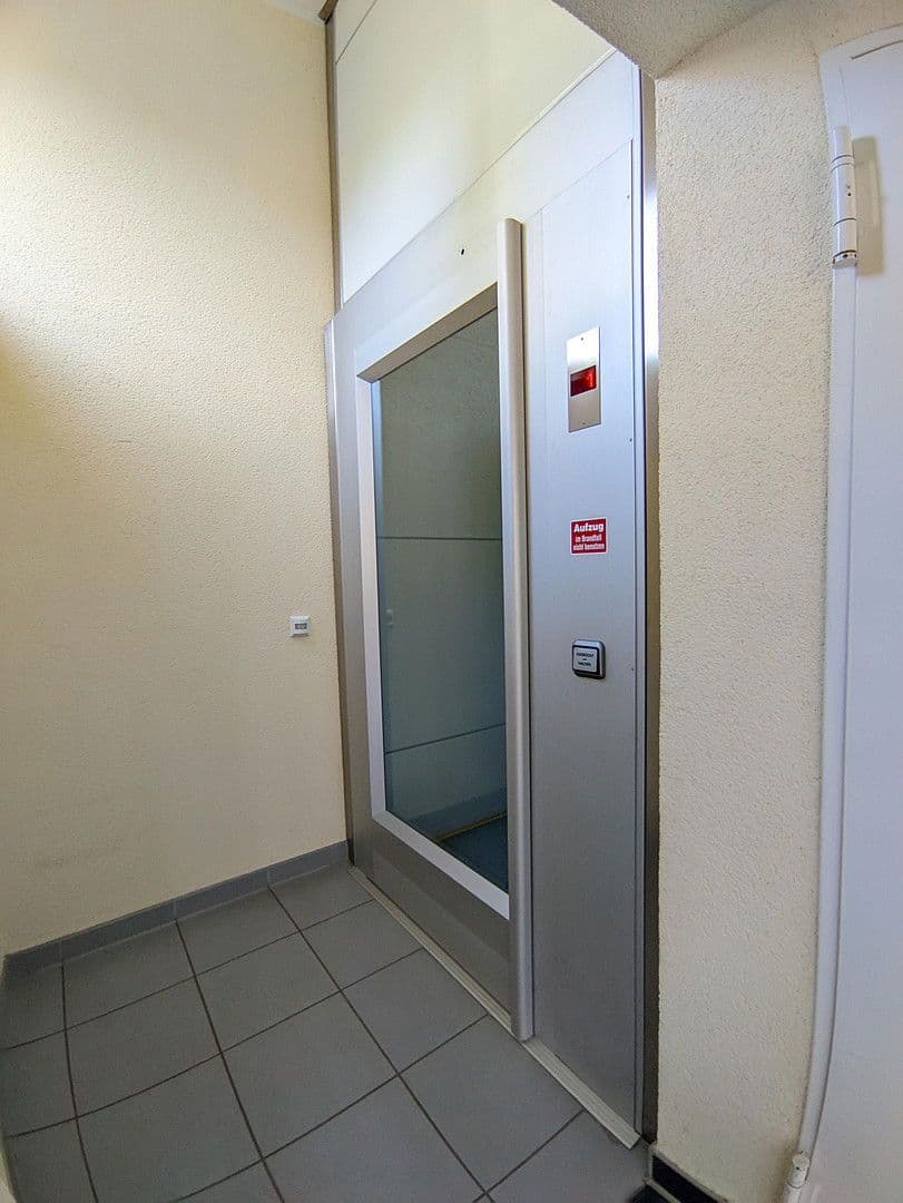 Pronájem bytu 3+1 89 m², Wolfsburg, Dolní Sasko Pronájem bytu 3+1 89 m², Wolfsburg, Dolní Sasko