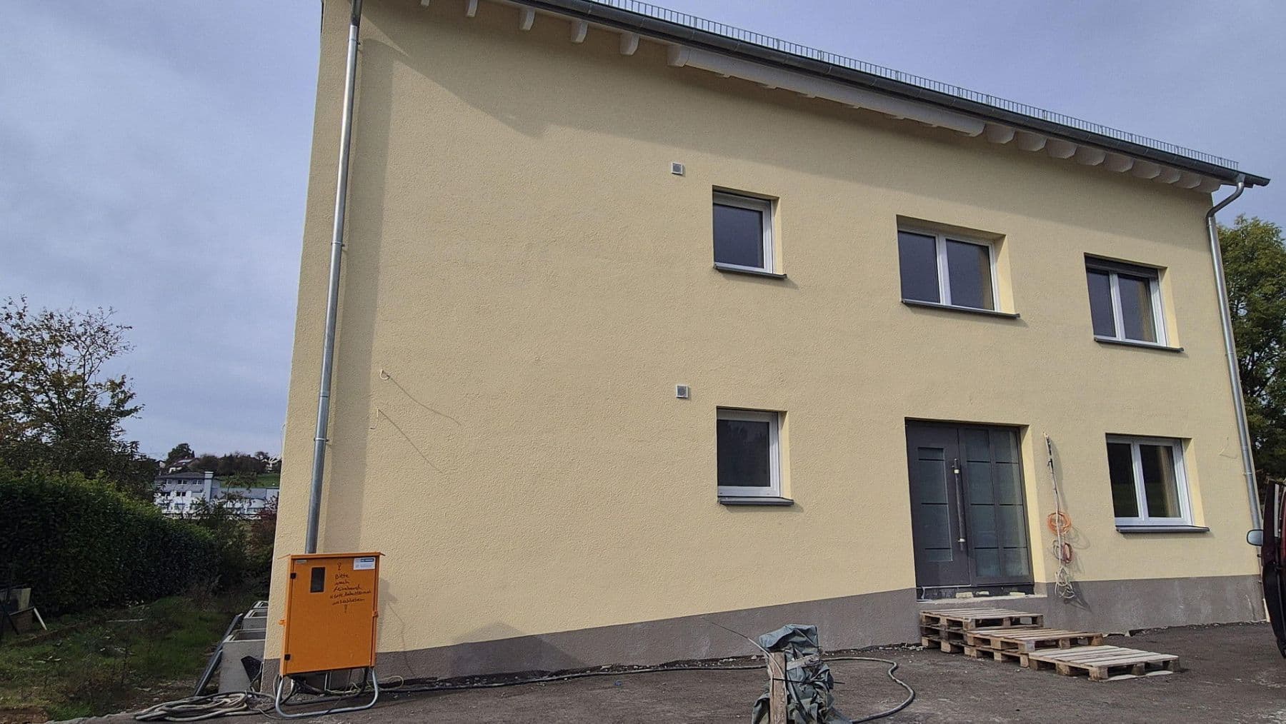 Pronájem bytu 3+1 90 m², Aglasterhausen, Bádensko-Württembersko Pronájem bytu 3+1 90 m², Aglasterhausen, Bádensko-Württembersko