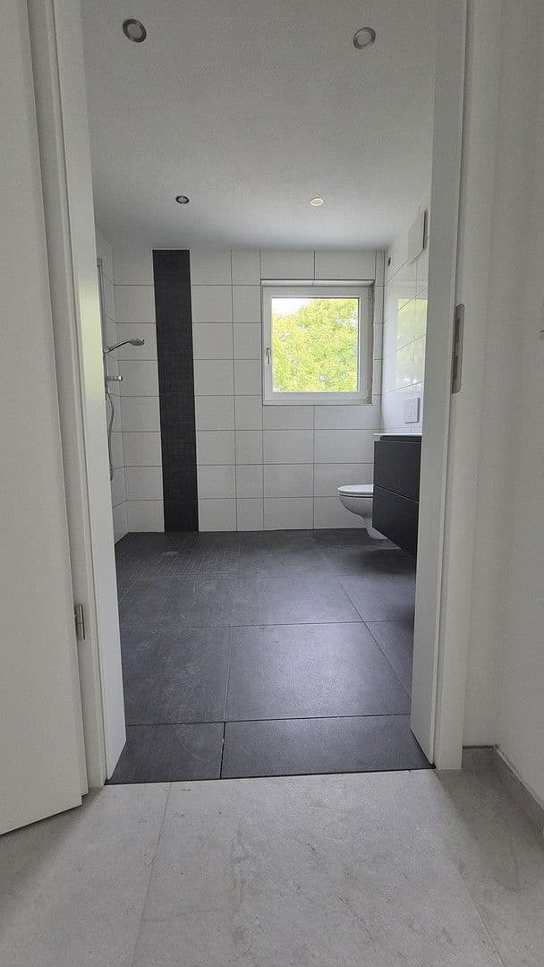 Pronájem bytu 3+1 90 m², Aglasterhausen, Bádensko-Württembersko Pronájem bytu 3+1 90 m², Aglasterhausen, Bádensko-Württembersko
