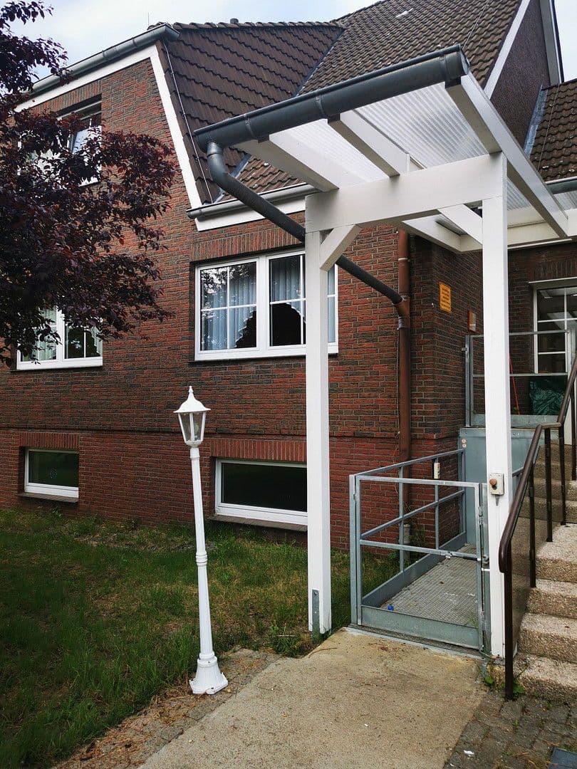 Prodej domu 1.350 m², pozemek 5.045 m², Auf der Loge 7, Wedemark, Dolní Sasko Prodej domu 1.350 m², pozemek 5.045 m², Auf der Loge 7, Wedemark, Dolní Sasko