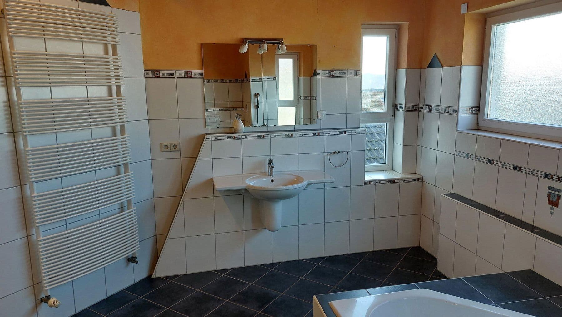 Prodej domu 239 m², pozemek 408 m², Gaggenau, Bádensko-Württembersko Prodej domu 239 m², pozemek 408 m², Gaggenau, Bádensko-Württembersko