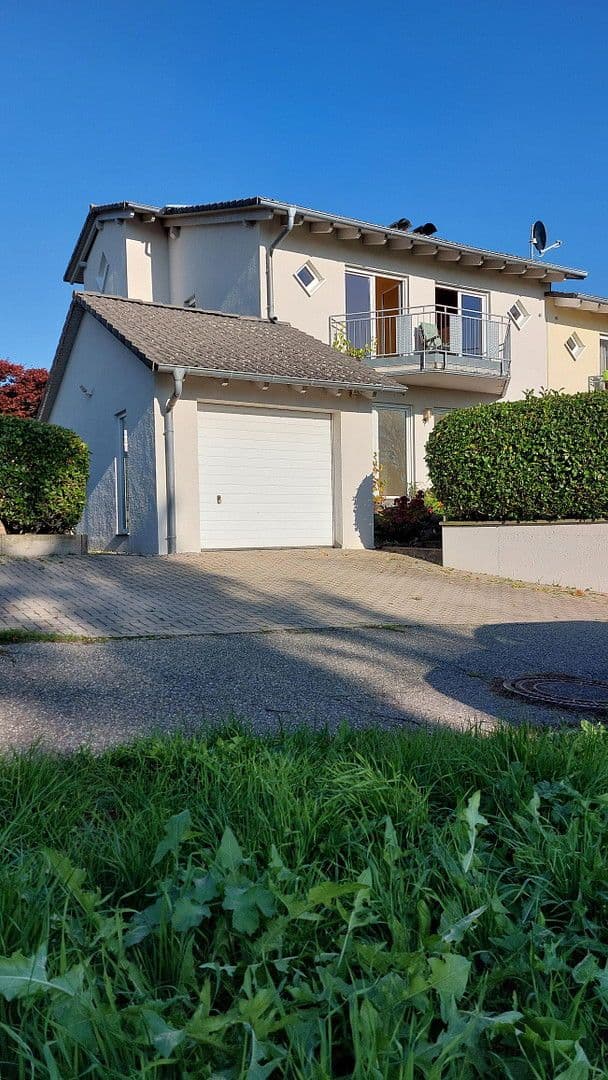 Prodej domu 239 m², pozemek 408 m², Gaggenau, Bádensko-Württembersko Prodej domu 239 m², pozemek 408 m², Gaggenau, Bádensko-Württembersko