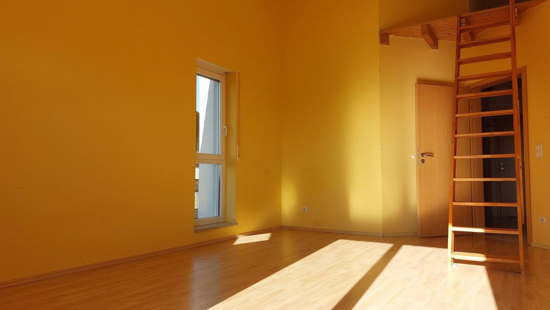 Prodej domu 239 m², pozemek 408 m², Gaggenau, Bádensko-Württembersko Prodej domu 239 m², pozemek 408 m², Gaggenau, Bádensko-Württembersko