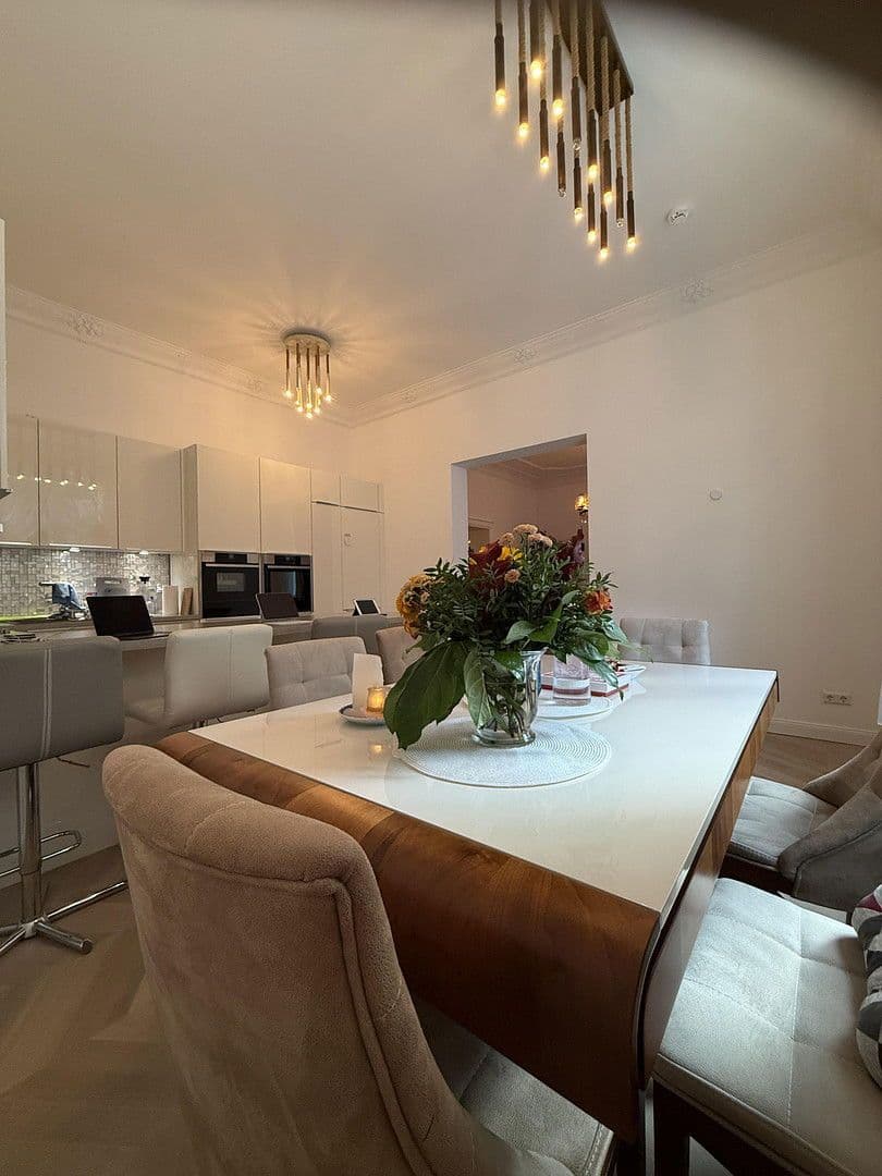 Pronájem bytu 3+1 103 m², Berlin, Berlín Pronájem bytu 3+1 103 m², Berlin, Berlín