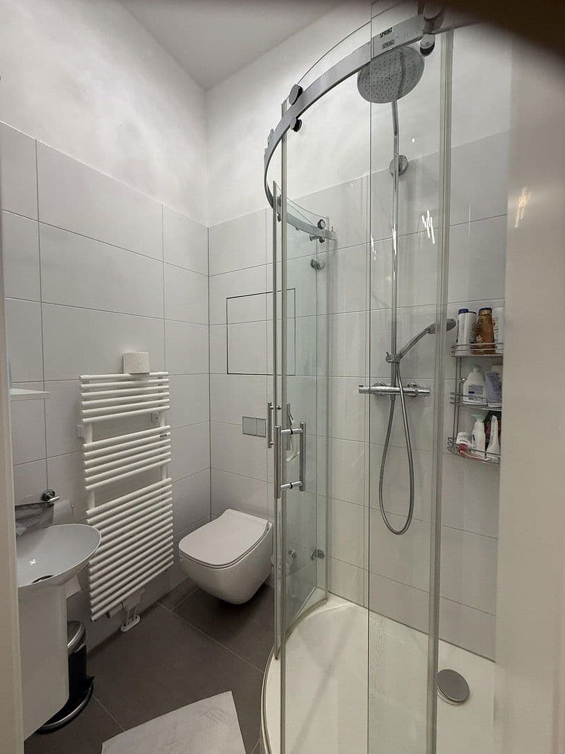 Pronájem bytu 3+1 103 m², Berlin, Berlín Pronájem bytu 3+1 103 m², Berlin, Berlín