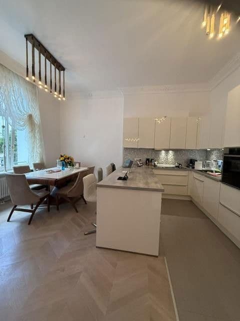 Pronájem bytu 3+1 103 m², Berlin, Berlín Pronájem bytu 3+1 103 m², Berlin, Berlín