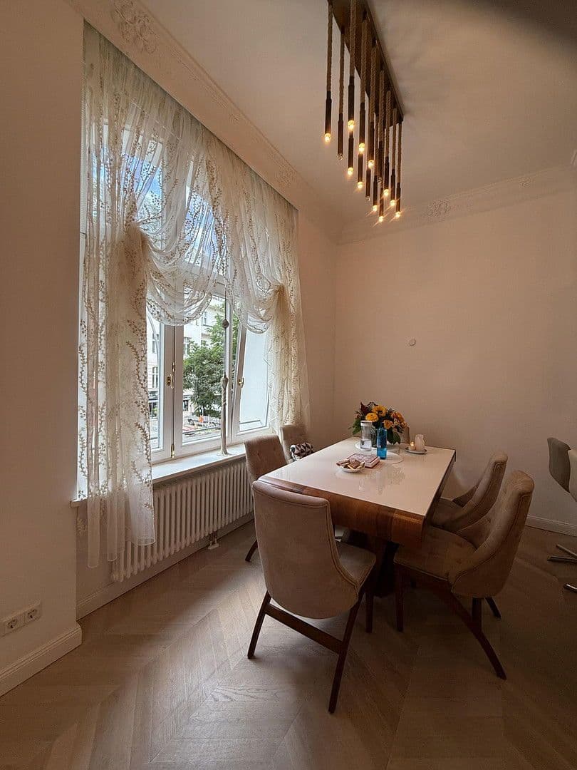 Pronájem bytu 3+1 103 m², Berlin, Berlín Pronájem bytu 3+1 103 m², Berlin, Berlín