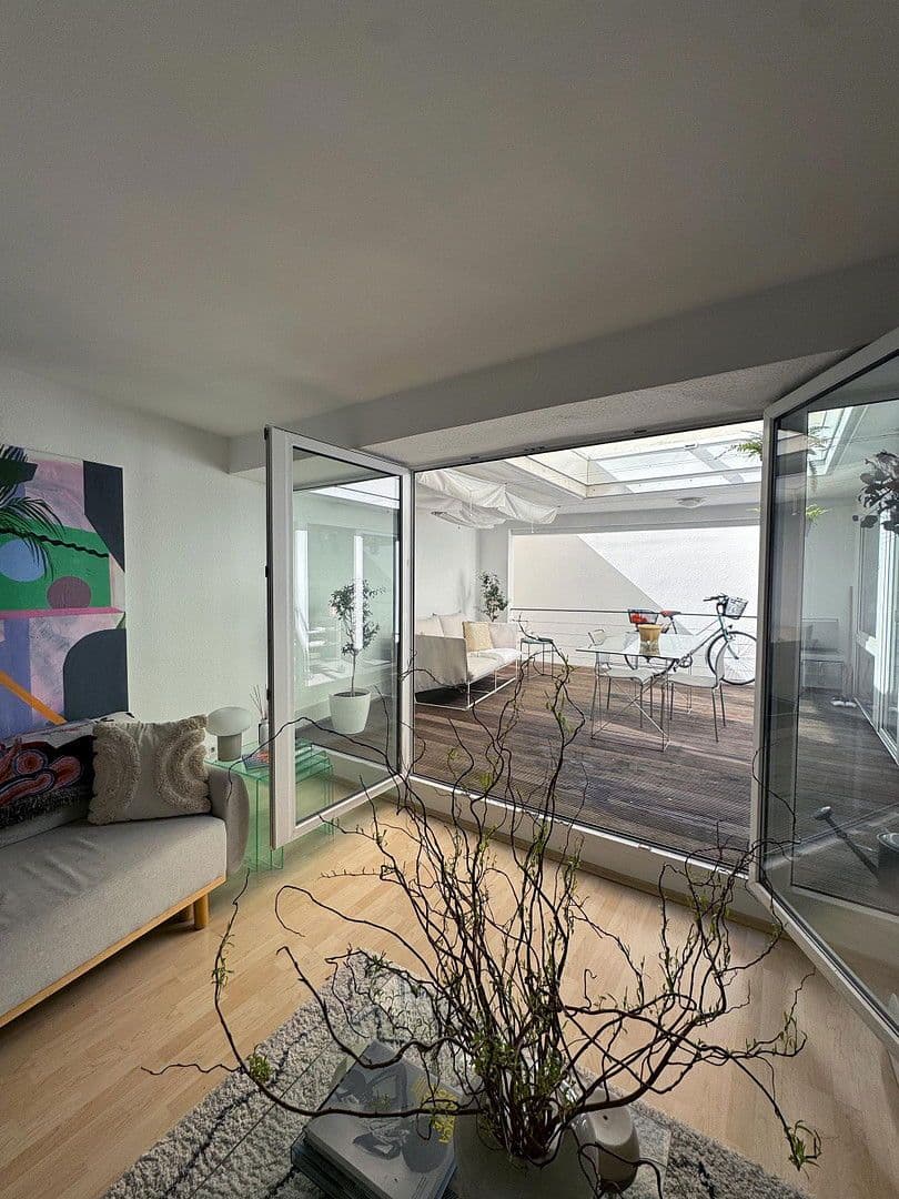 Pronájem bytu 4+1 166 m², Grafenberger Allee 91, Düsseldorf, Severní Porýní-Vestfálsko Pronájem bytu 4+1 166 m², Grafenberger Allee 91, Düsseldorf, Severní Porýní-Vestfálsko