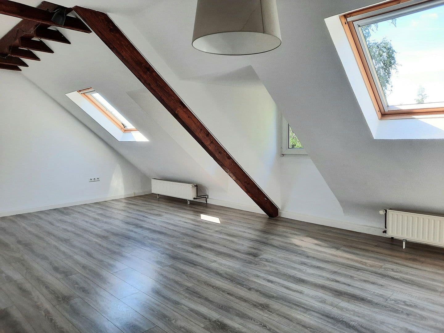 Pronájem bytu 3+1 83 m², Meerbusch, Severní Porýní-Vestfálsko Pronájem bytu 3+1 83 m², Meerbusch, Severní Porýní-Vestfálsko