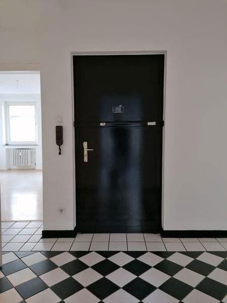 Pronájem bytu 4+1 166 m², Grafenberger Allee 91, Düsseldorf, Severní Porýní-Vestfálsko Pronájem bytu 4+1 166 m², Grafenberger Allee 91, Düsseldorf, Severní Porýní-Vestfálsko