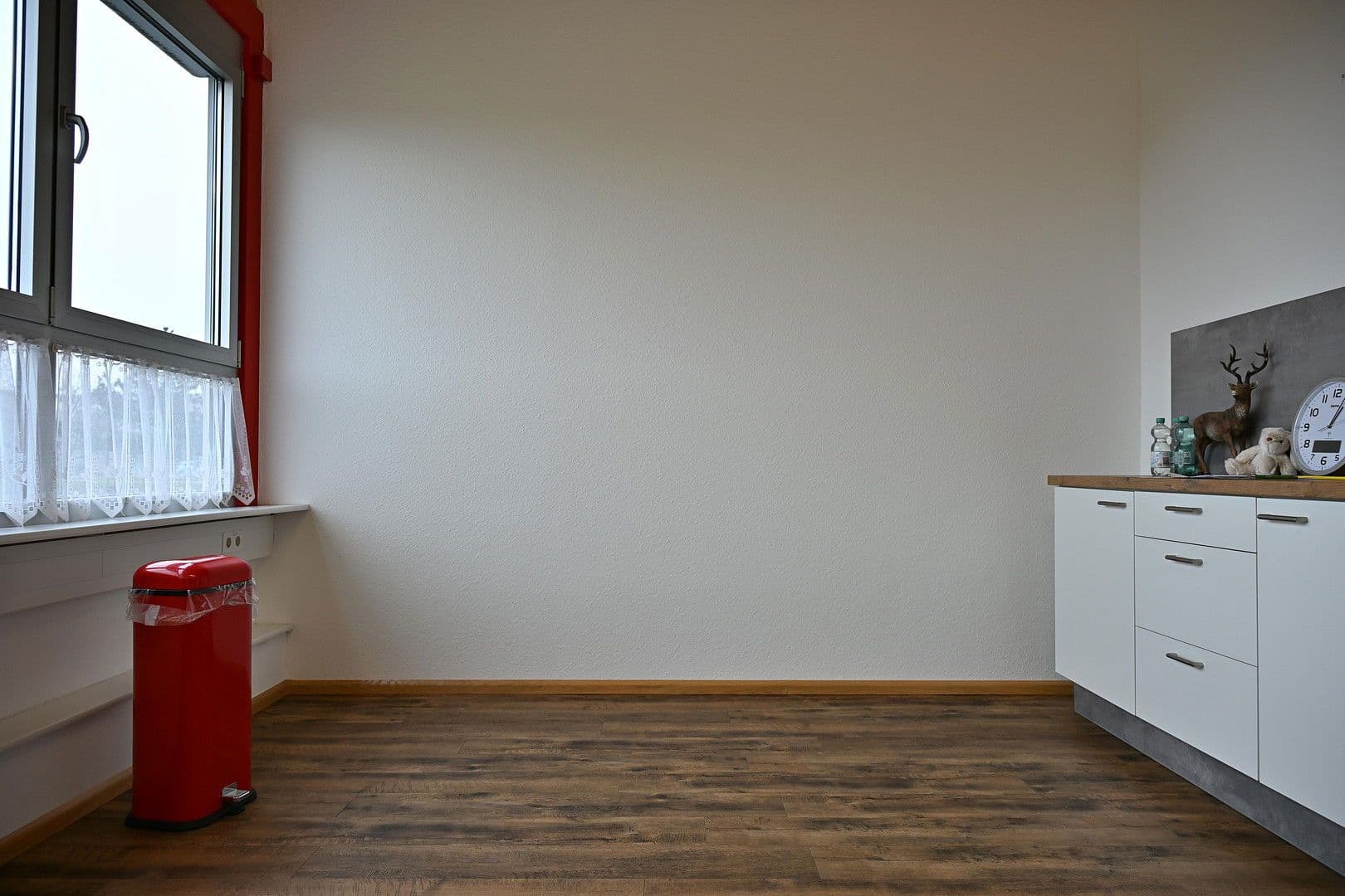 Prodej nebytového prostoru 5.000 m², Bad Säckingen, Bádensko-Württembersko Prodej nebytového prostoru 5.000 m², Bad Säckingen, Bádensko-Württembersko