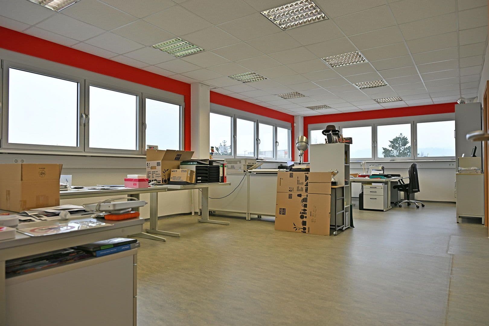 Prodej nebytového prostoru 5.000 m², Bad Säckingen, Bádensko-Württembersko Prodej nebytového prostoru 5.000 m², Bad Säckingen, Bádensko-Württembersko