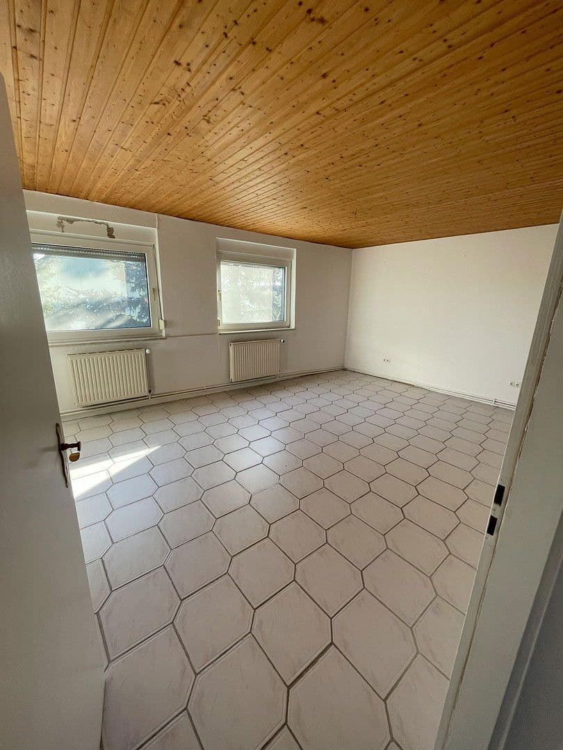 Pronájem bytu 5+1 136 m², Bahnhofstr. 34, Helmstedt, Dolní Sasko Pronájem bytu 5+1 136 m², Bahnhofstr. 34, Helmstedt, Dolní Sasko